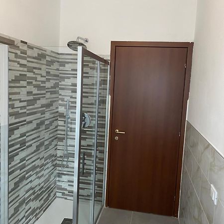 Cozy Lake Como Apartments Valmadrera Ngoại thất bức ảnh