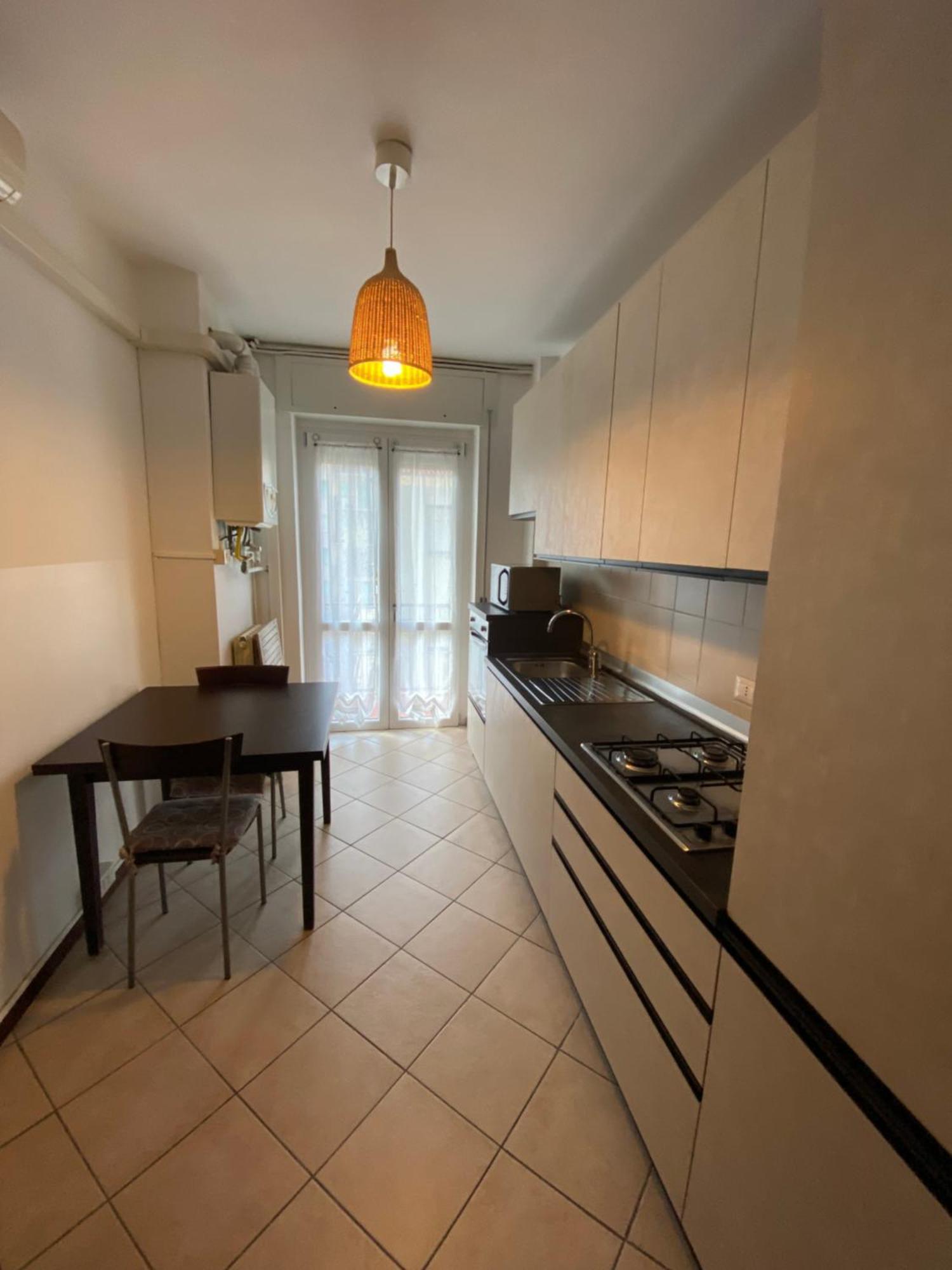 Cozy Lake Como Apartments Valmadrera Ngoại thất bức ảnh