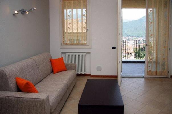 Cozy Lake Como Apartments Valmadrera Ngoại thất bức ảnh