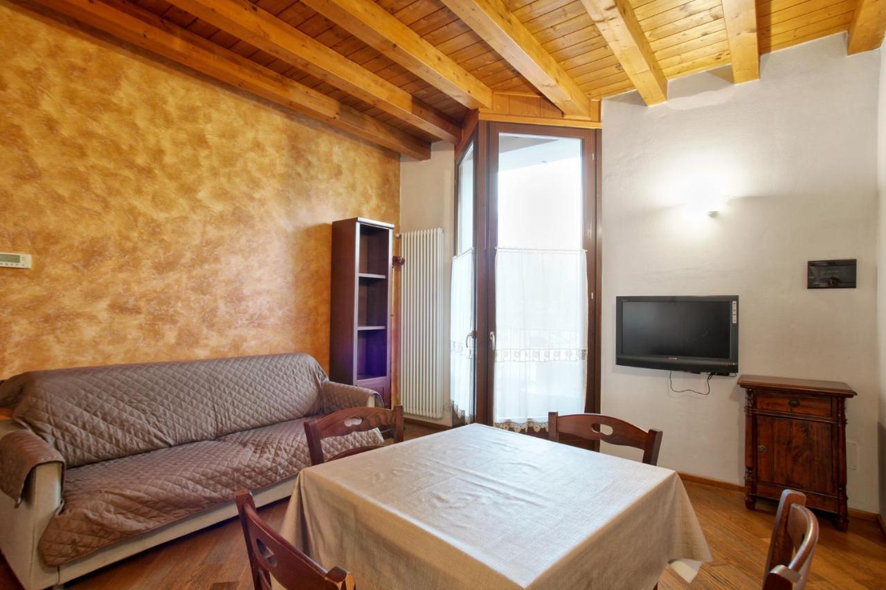 Cozy Lake Como Apartments Valmadrera Ngoại thất bức ảnh