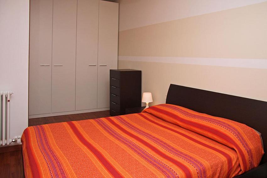 Cozy Lake Como Apartments Valmadrera Ngoại thất bức ảnh